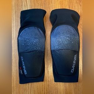 Dakine Slayer MTB Kneepads, Adult Unisex Medium